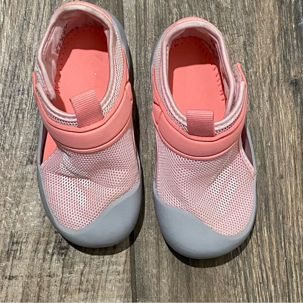 Adidas water shoes sz 8k